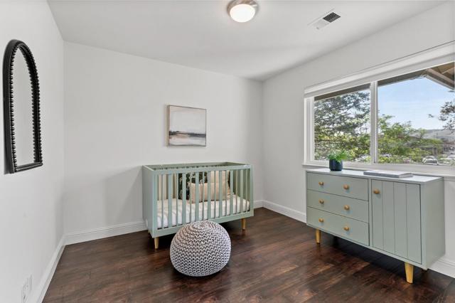 5521 Sean Circle, San Jose CA: https://media.crmls.org/mediaz/c08e3db4-56f2-40a5-aee6-d6c8ee64cbac.jpg