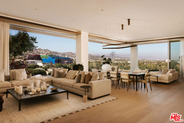 8899 Beverly Boulevard, 8B photo 3