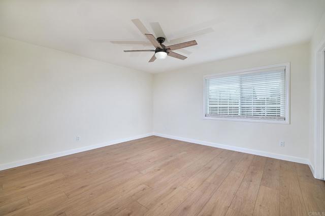339 La Purisma Way, Oceanside CA: https://media.crmls.org/mediaz/c08e6a28-db1d-4ab7-8997-0bacfeffae2f.jpg