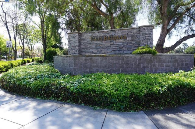 30278 Willowbrook Rd, Hayward CA: https://media.crmls.org/mediaz/c08ee486-34b2-416f-abd7-7e823d2cd2ea.jpg