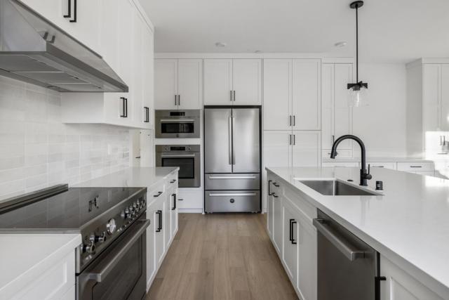 7371 Ailes Court, Gilroy CA: https://media.crmls.org/mediaz/c08ef78d-f6df-4413-bd2e-af87a263966d.jpg