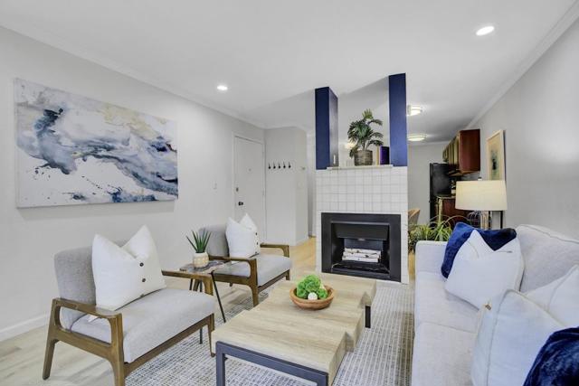 2742 Oak Road, Walnut Creek CA: https://media.crmls.org/mediaz/c08f7be4-94f4-49ff-ab21-6ea18e058cb1.jpg