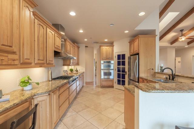10233 Reese Circle, Salinas CA: https://media.crmls.org/mediaz/c08fa008-6a00-495c-9e70-d10fbb172f3c.jpg
