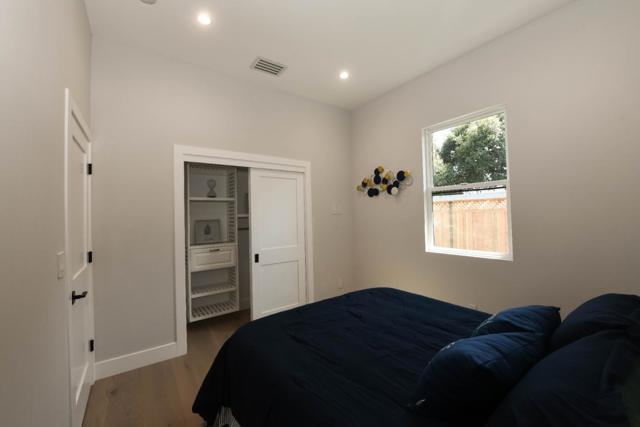 95 Centre Street, Mountain View CA: https://media.crmls.org/mediaz/c08fb26e-6985-4753-b33f-d7d592886b6d.jpg