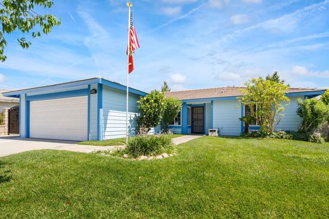 1548 Teton St Street, San Bernardino CA: https://media.crmls.org/mediaz/c0904619-df46-4cd0-b379-d9d160fde530.jpg