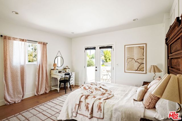 13514 Morrison Street, Sherman Oaks CA: https://media.crmls.org/mediaz/c091beae-c976-4bc4-8aaf-932ad8fd44c7.jpg