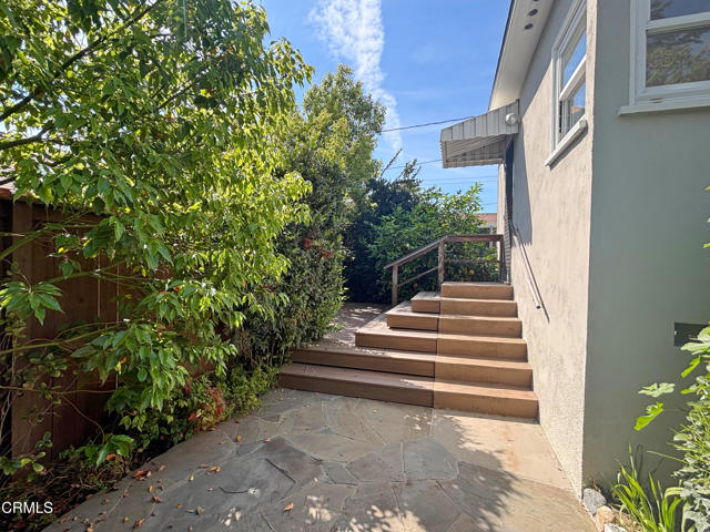 Detail Gallery Image 20 of 23 For 1708 Beverly Dr, Pasadena,  CA 91104 - 3 Beds | 2 Baths