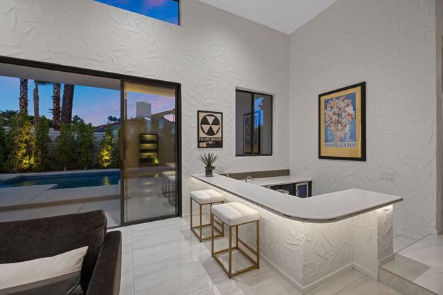 49 Mission Palms E Drive, Rancho Mirage CA: https://media.crmls.org/mediaz/c0929195-6dbc-4cfd-b363-6cb425af2652.jpg
