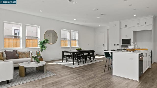 1601 Granite Place, Tracy CA: https://media.crmls.org/mediaz/c092ca43-366b-4337-8612-87af4b8dc24d.jpg