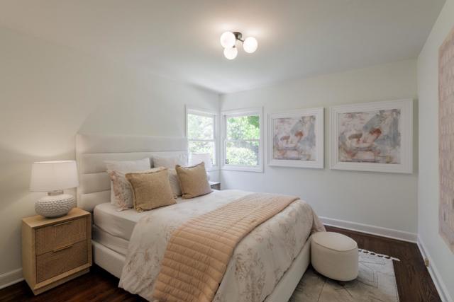 2051 Gordon Avenue, Menlo Park CA: https://media.crmls.org/mediaz/c09379ff-d42f-4eb7-a175-01564e43ef8c.jpg