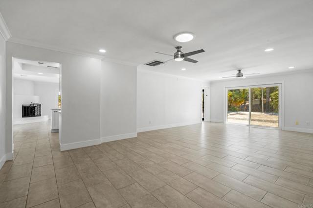 Detail Gallery Image 18 of 64 For 1838 Acacia Ln, Fallbrook,  CA 92028 - 6 Beds | 3 Baths