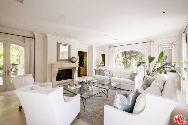 Drew Fenton | 1160 Chantilly Road Los Angeles CA | MLS: 7326757