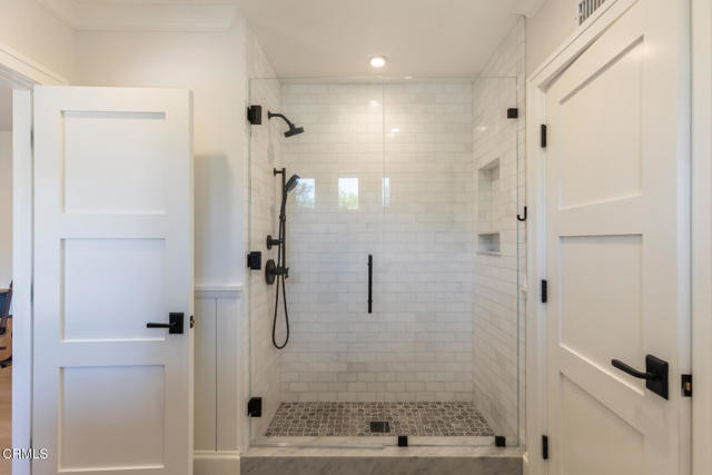 4435 Encinas Drive, La Canada Flintridge CA: https://media.crmls.org/mediaz/c094ae69-4f3d-47ff-970c-0382ae249ef2.jpg