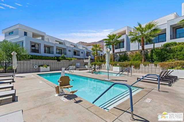 906 Cameron Center Drive, Palm Springs, CA 92264
