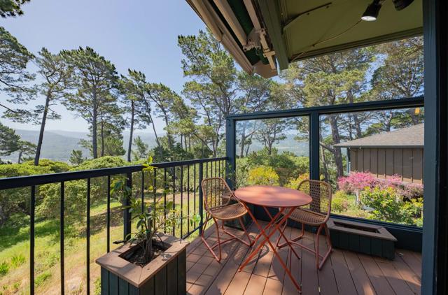 154 Del Mesa Carmel, Carmel CA: https://media.crmls.org/mediaz/c0963277-120e-40e9-8a72-64bdcefacf40.jpg
