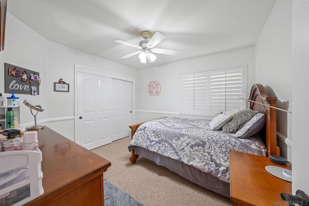 MLS #250034947SD img 26