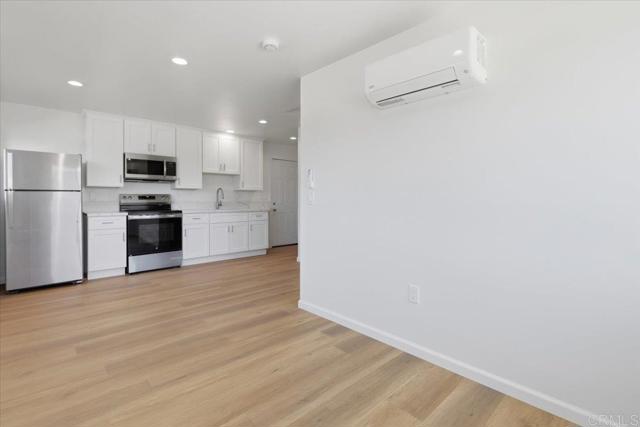 Detail Gallery Image 33 of 48 For 843 Alvin St, San Diego,  CA 92114 - 6 Beds | 4 Baths