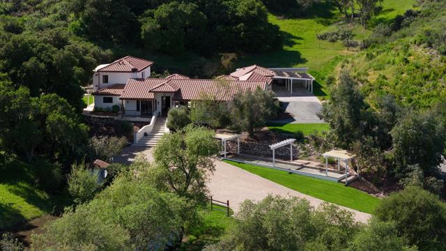 Image 15 of 30 For 372 Corral De Tierra Road