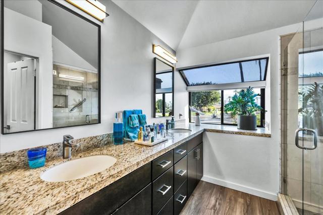 44 Acapulco Drive, Palm Desert CA: https://media.crmls.org/mediaz/c09a1de8-663f-455d-b882-a0e75594ae53.jpg