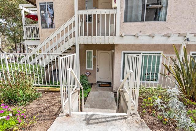 Image 3 of 32 For 669 Diamond Way  133