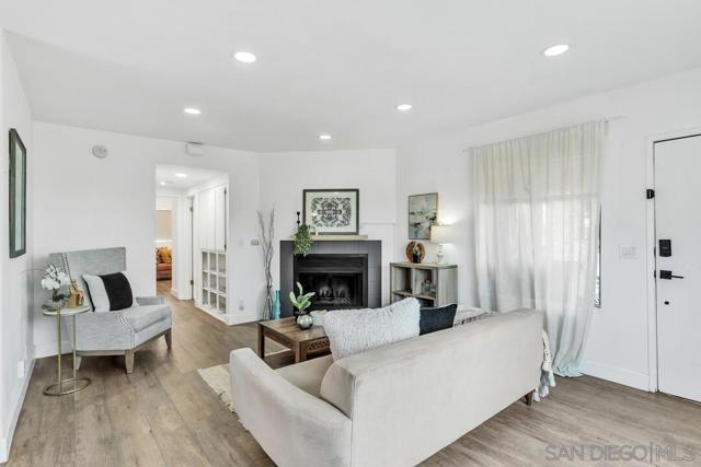 3814 Cherokee Ave, San Diego CA: https://media.crmls.org/mediaz/c09b5a15-2492-4862-8325-c399b778a755.jpg