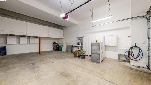 Image 35 of 42 For 1 Clipper Hill