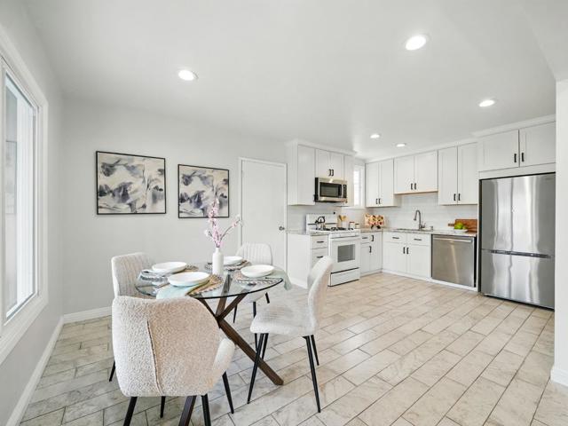 328 Heather Way, South San Francisco CA: https://media.crmls.org/mediaz/c09ba415-a234-4ef0-ae44-7e3ea9746d94.jpg