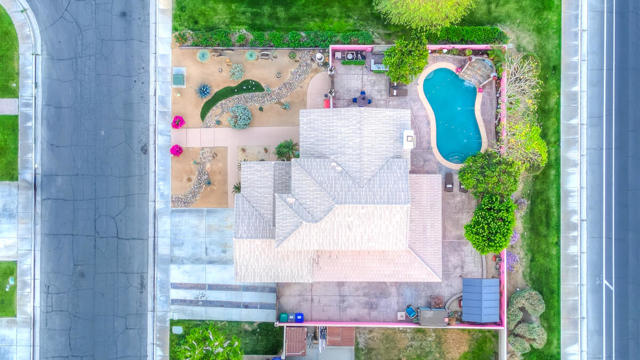 80687 Veranda Lane, Indio CA: https://media.crmls.org/mediaz/c09bfcb1-ad06-4c18-b760-ac569eb1a594.jpg