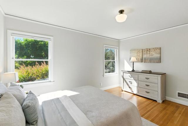 513 Castilian Way, San Mateo CA: https://media.crmls.org/mediaz/c09c98e7-57a3-48a4-b2b8-4f04892ba871.jpg