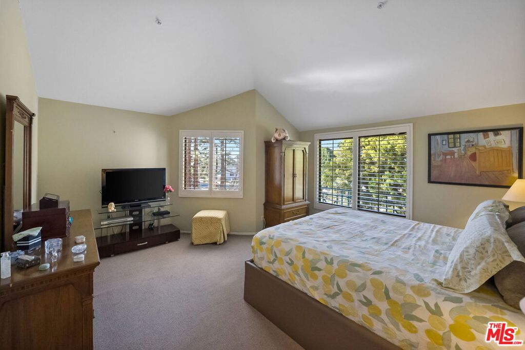 MLS #25616977 image #18