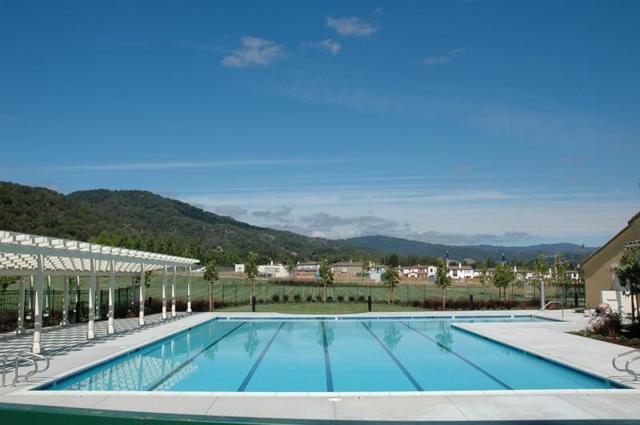 2645 Muirfield Way, Gilroy CA: https://media.crmls.org/mediaz/c09de0c1-0380-47eb-a5fc-3028d3769126.jpg