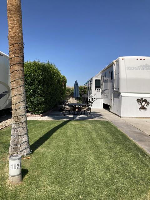 69411 Ramon Road, Cathedral City CA: https://media.crmls.org/mediaz/c0a11613-a3f9-4865-8466-3912ce315444.jpg