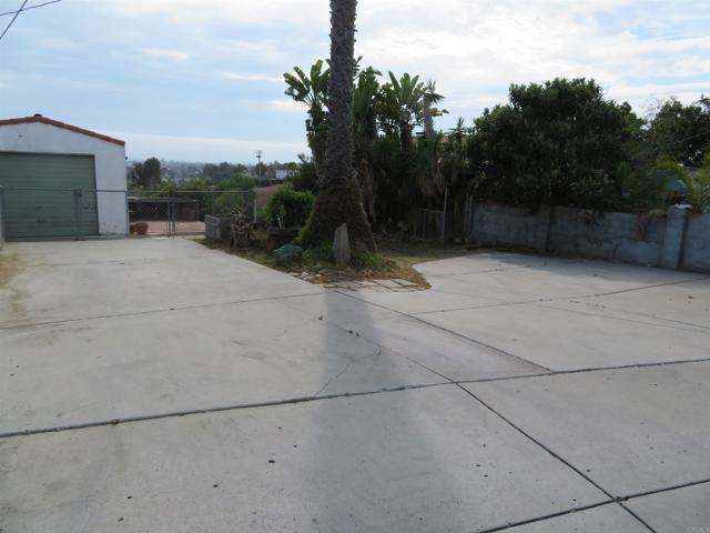 Detail Gallery Image 4 of 62 For 3206 Alta Dr, National City,  CA 91950 - 3 Beds | 2 Baths