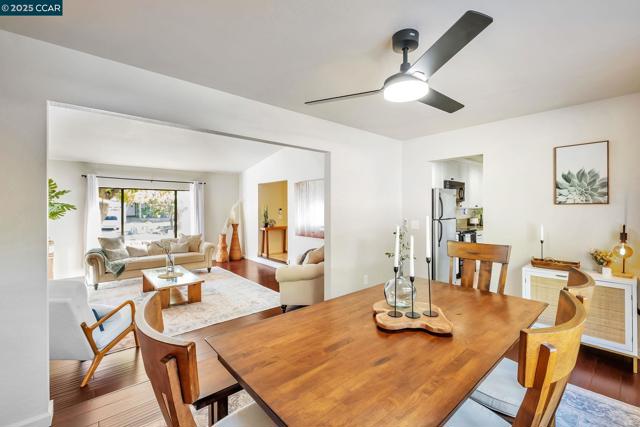 154 Turnberry Way, Vallejo CA: https://media.crmls.org/mediaz/c0a1f5bd-e8b4-4cde-95ea-6e3a9607c2e7.jpg