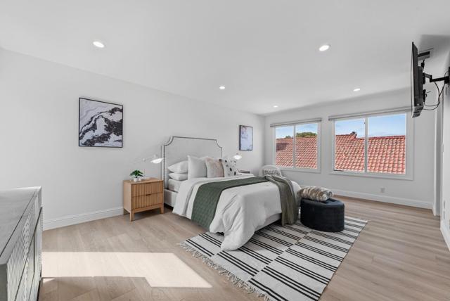 707 Santa Cruz Lane, Foster City CA: https://media.crmls.org/mediaz/c0a4907f-8dc4-48dc-b836-cdd62b4f5077.jpg