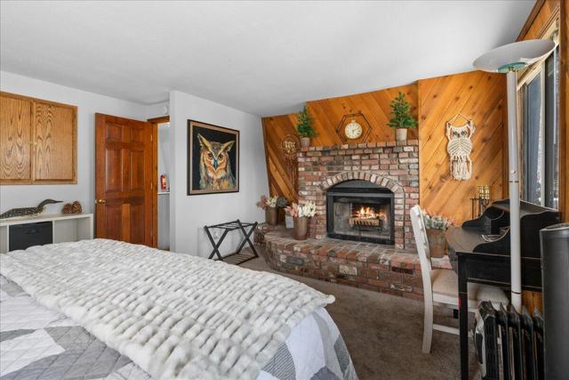 43289 Shasta Road, Big Bear CA: https://media.crmls.org/mediaz/c0a56eee-f8ee-4193-b1a3-21c0ddc9f6ec.jpg