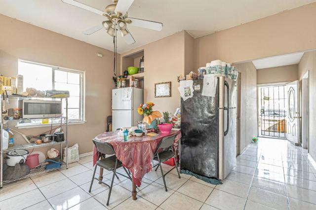 37 Union Street, San Jose CA: https://media.crmls.org/mediaz/c0a5d799-8fee-4c99-ba5e-6000036c7189.jpg
