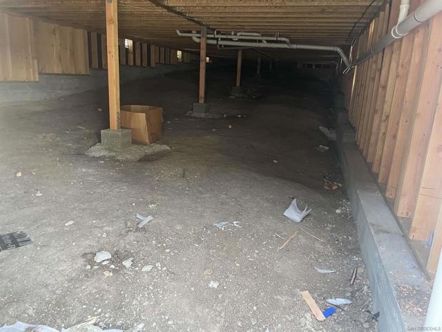 3335 37 S Barcelona St., Spring Valley CA: https://media.crmls.org/mediaz/c0a616e8-6720-4816-b6c5-05b4f3983469.jpg