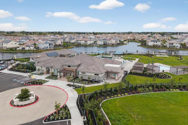 6707 Oakum Way, Stockton CA: https://media.crmls.org/mediaz/c0a652d7-3b50-47f7-947f-4eef44be91fa.jpg