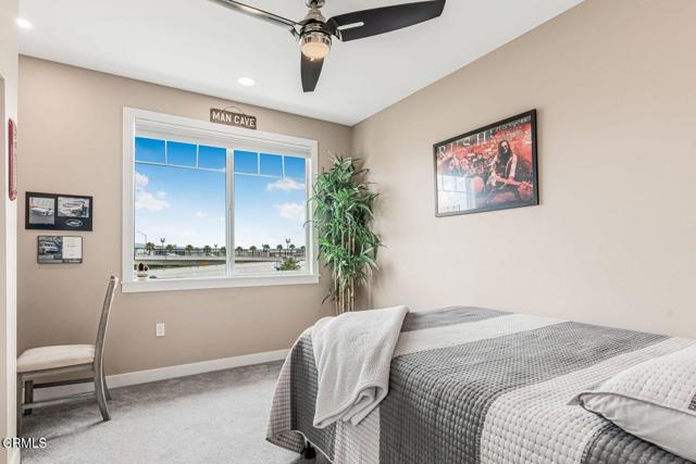 2810 Wagon Wheel Road, Oxnard CA: https://media.crmls.org/mediaz/c0a69e76-814e-4944-a44d-4e2527b12b06.jpg