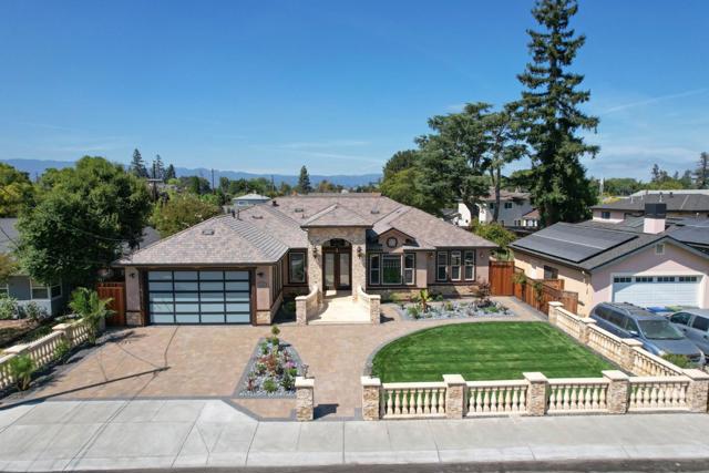 341 Carlyn Avenue, Campbell CA: https://media.crmls.org/mediaz/c0a7244e-1aff-4dc1-83ff-eabf578e2fa2.jpg