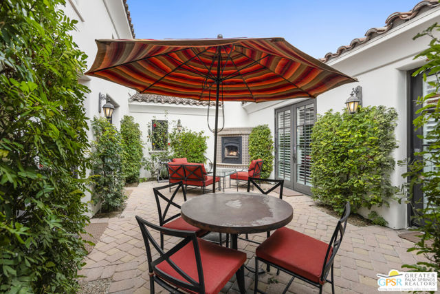 27 Cassis Circle, Rancho Mirage CA: https://media.crmls.org/mediaz/c0a727c0-0438-497f-bec1-ee945b12cc1e.jpg