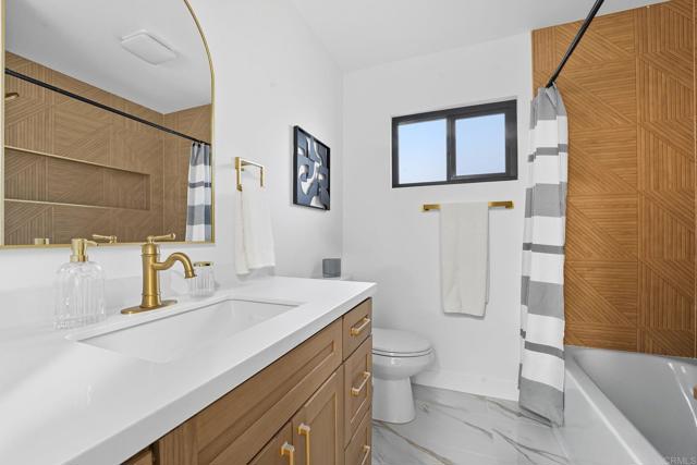 Detail Gallery Image 28 of 48 For 2851 Grandview St, San Diego,  CA 92110 - 3 Beds | 2 Baths