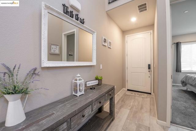 5132 Kevin PL, Rohnert Park CA: https://media.crmls.org/mediaz/c0a87a05-ac4d-47e7-8263-fed3acb7387a.jpg