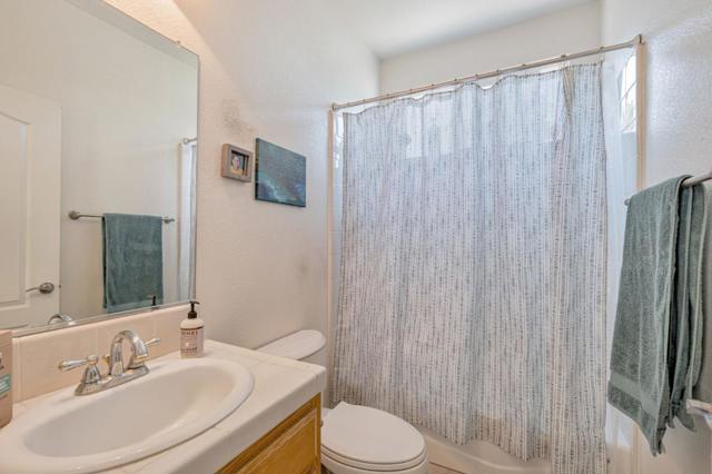 367 Sunburst Street, Los Banos CA: https://media.crmls.org/mediaz/c0a89f3a-0282-480e-8468-0f580ecbf981.jpg