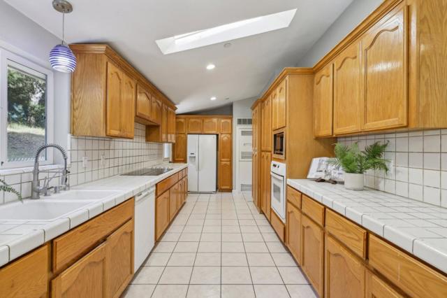 2995 Day Road, Gilroy CA: https://media.crmls.org/mediaz/c0a9daa2-992c-4c07-8f59-5be32b3d220f.jpg