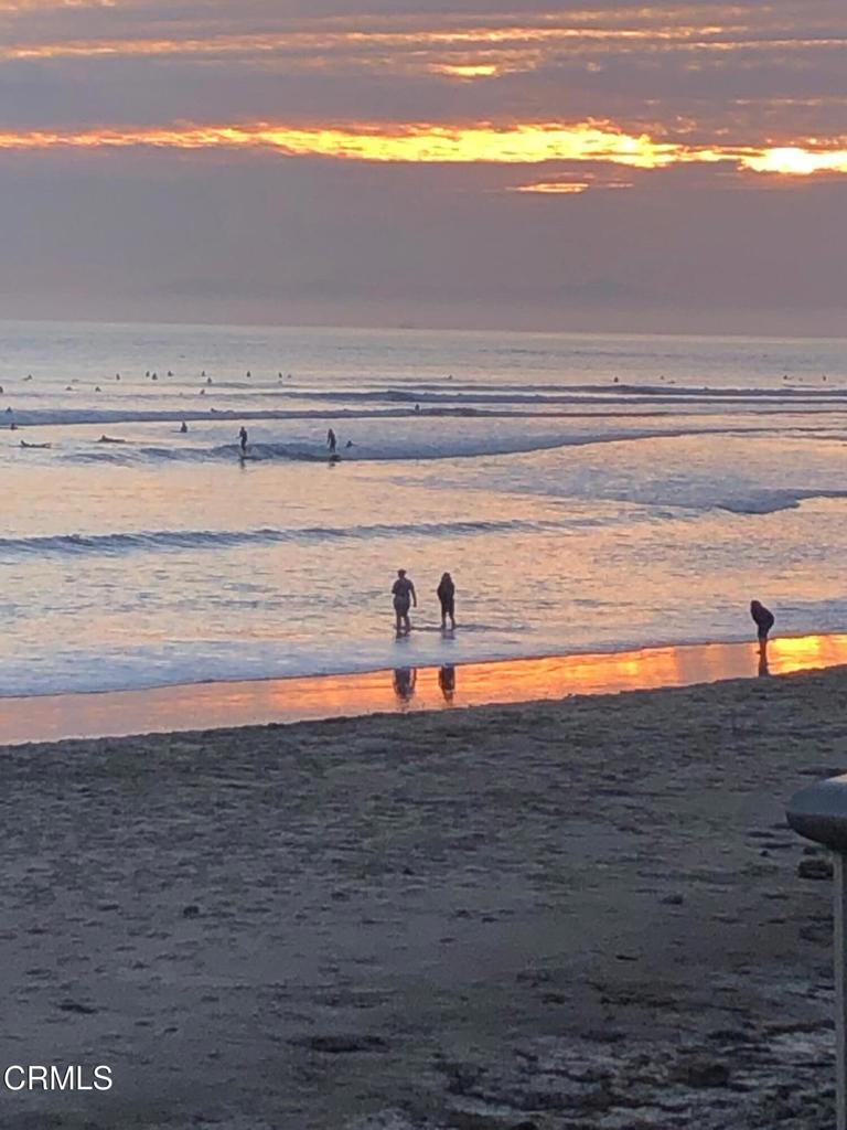 https://media.crmls.org/mediaz/c0a9fa55-f68c-4337-9abf-5987b7b02431.jpg?preset=X-Large