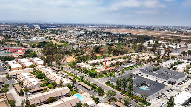 3454 Castle Glen Dr., San Diego CA: https://media.crmls.org/mediaz/c0aa2108-e524-4151-8c0d-0b2e477e1eab.jpg
