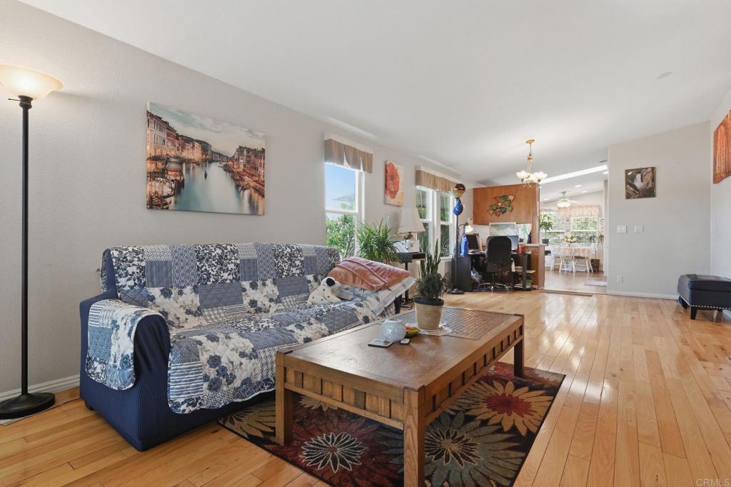 809 Discovery Street - photo 9
