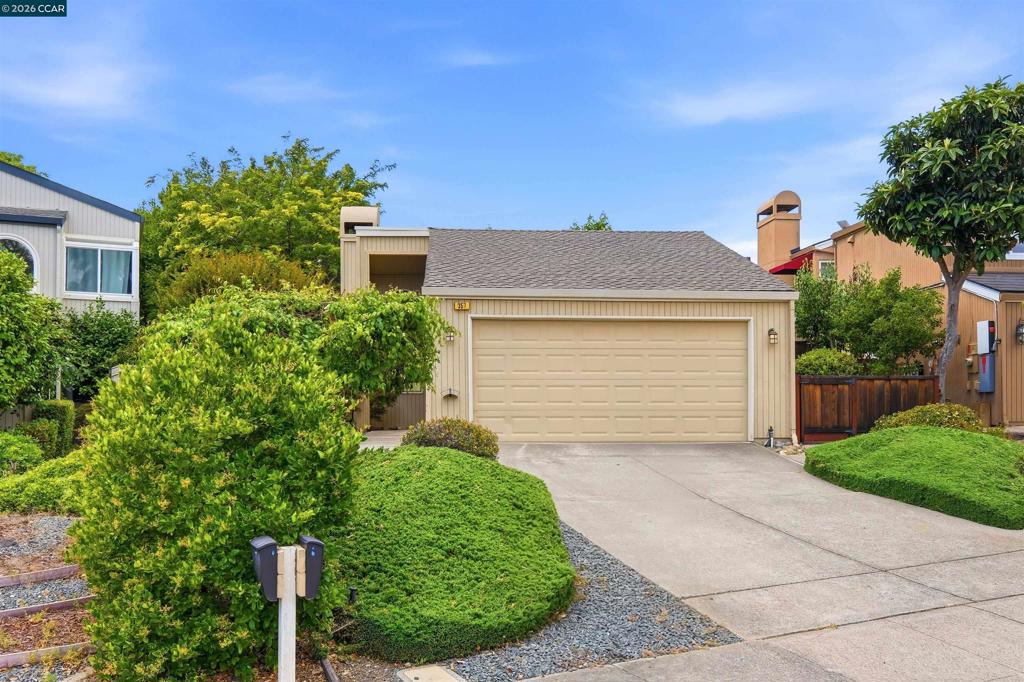 357 Scarlet Oak Ct